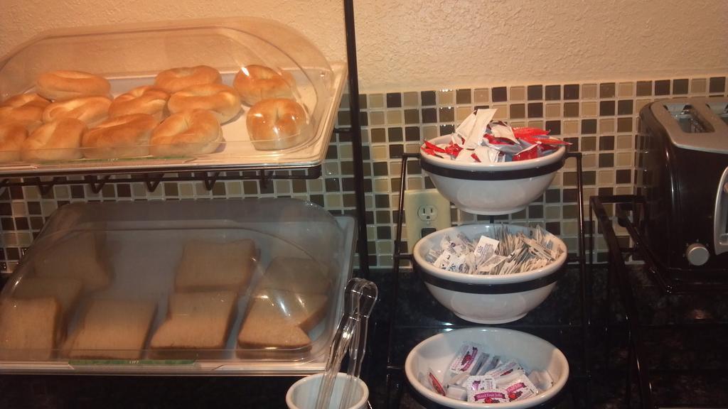 Comfort Inn & Suites Panama City North Luaran gambar